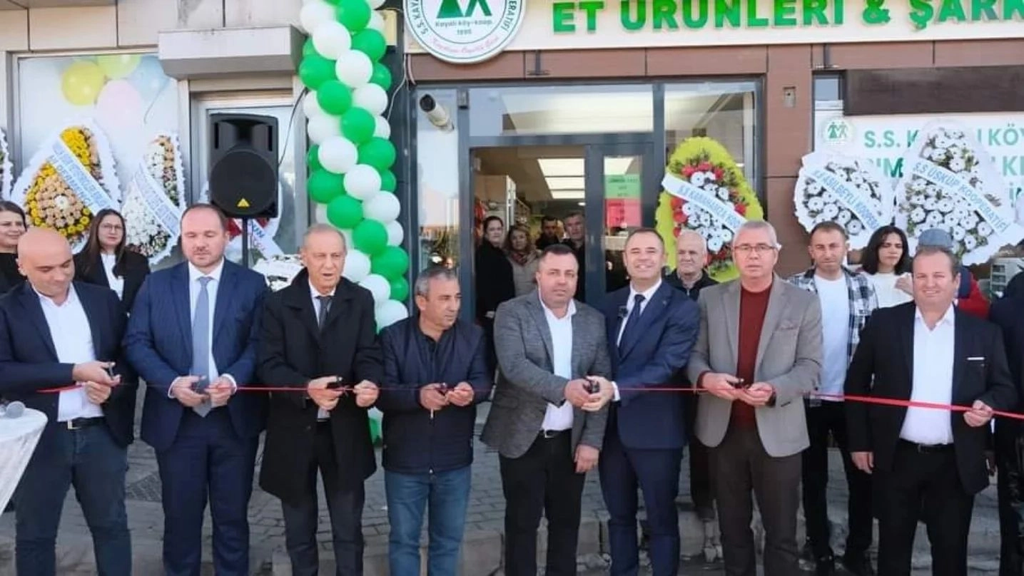 13 Kayalı Köyü Tarımsal Kalkınma Kooperatifinin Eriklice Caddesi’ndeki şube açılışı