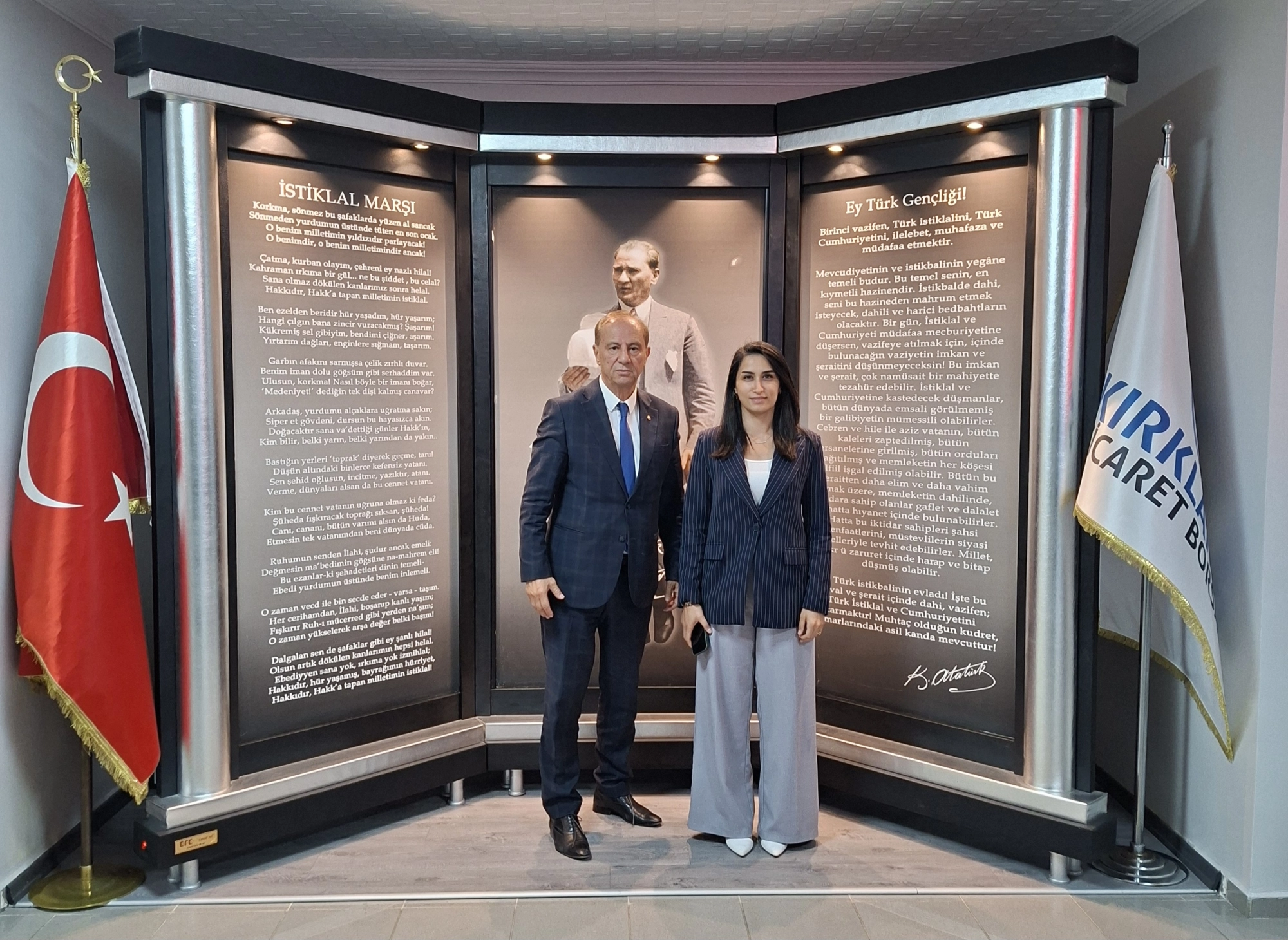 Kırklareli Sosyal Hizmet Merkezi Müdürü Eda Kumaş’tan Yönetim Kurulu Başkanımız Turhan Altıntel ve Meclis Üyelerimize Hayırlı Olsun Ziyareti