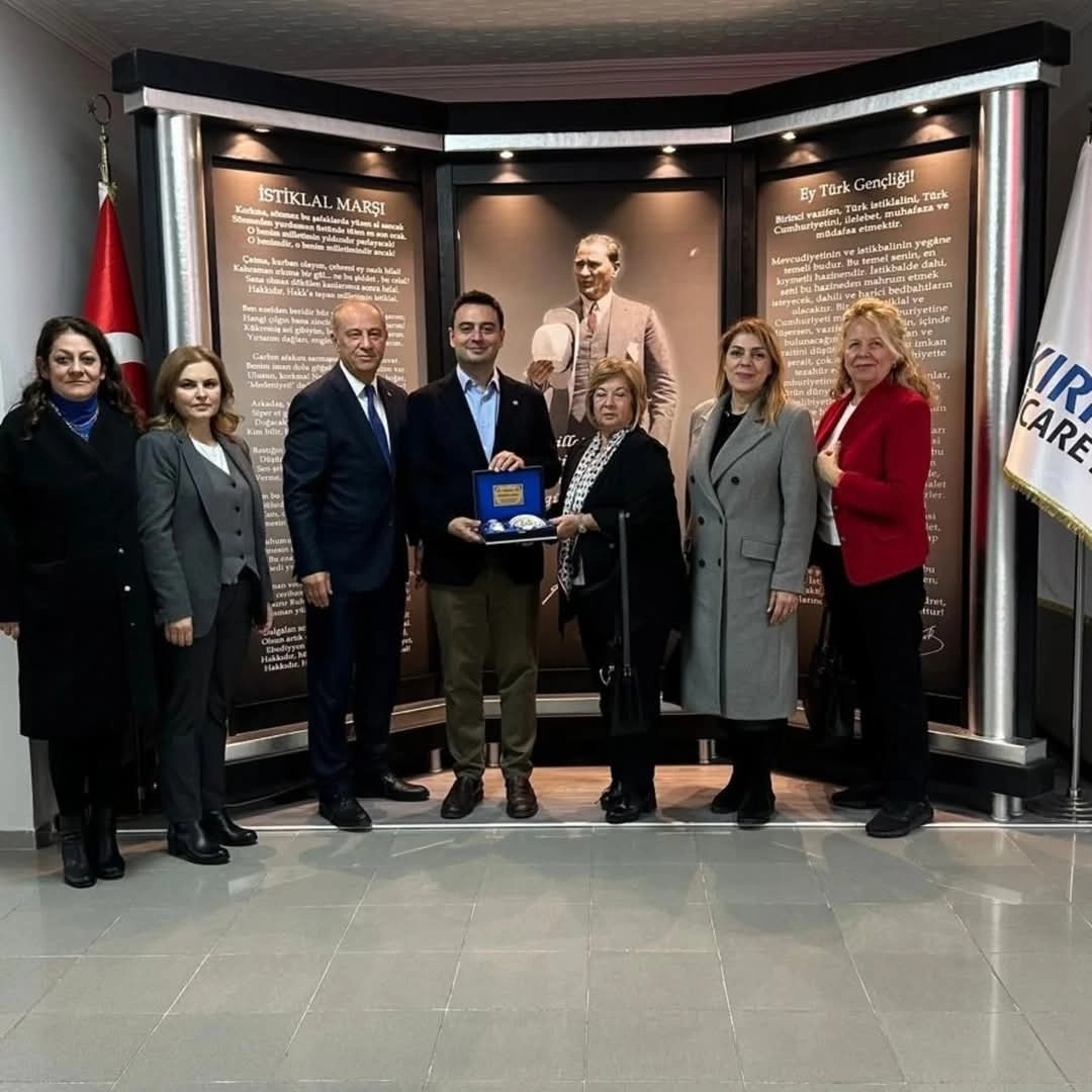 Çorlu Ticaret ve Sanayi Odası Yönetim Kurulu Başkanı İzzet Volkan Borsamızı ziyaret etti.