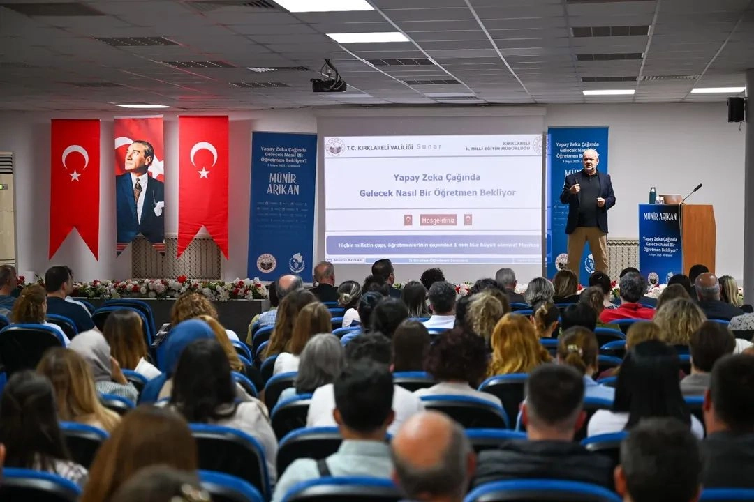 “Yapay Zeka Çağında Gelecek Nasıl Bir Öğretmen Bekliyor